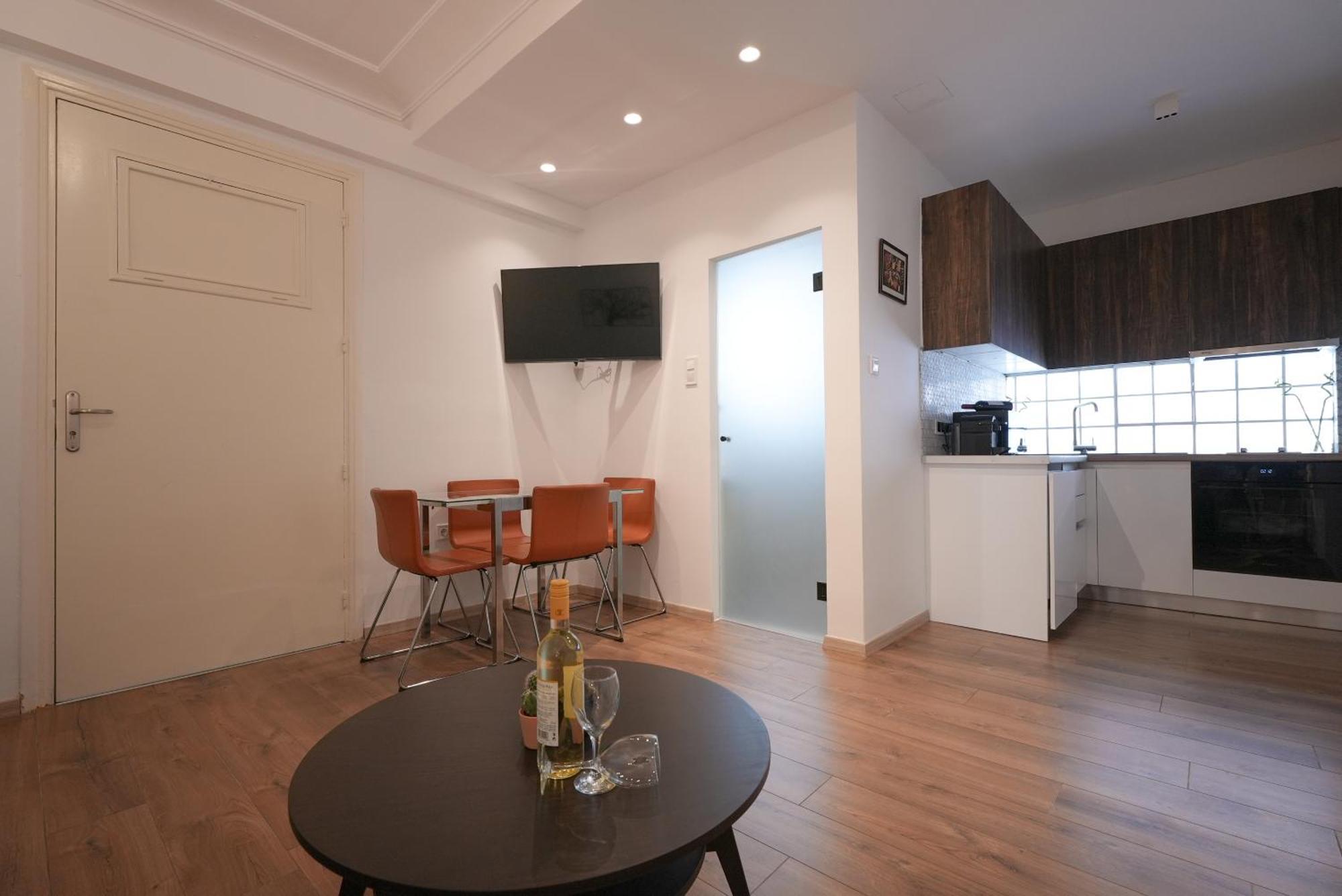 אתונה Syntagma Square, 50Sqm Nikis Luxurious Apartment מראה חיצוני תמונה